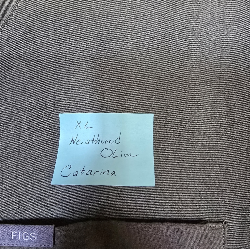 Figs XL Catarina Heathered Olive - Picture 2 of 2